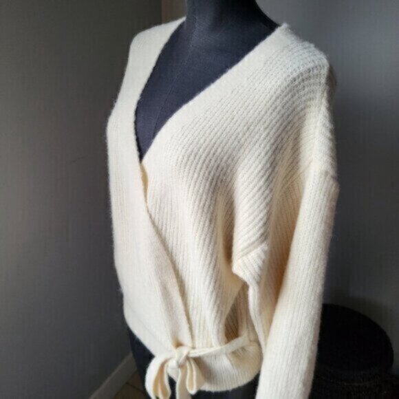 Esqualo Wrap Around Knit Cardigan Sweater Sz Large NWT - Picture 7 of 11